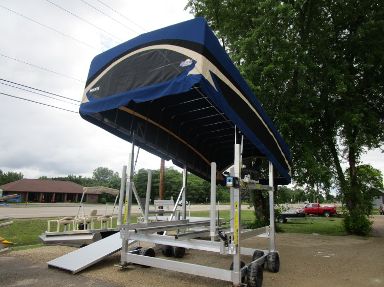 Floe Maxis Tilting Canopy